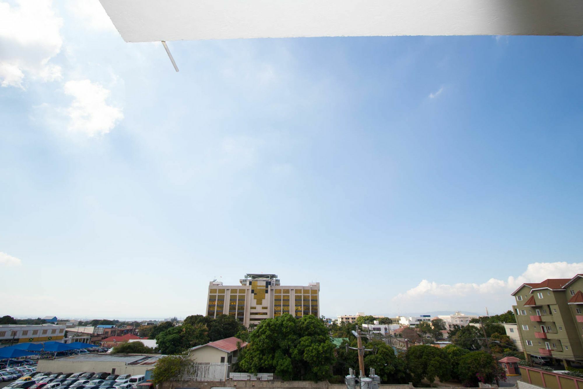 The Bailey'S New Kingston Suites Exterior photo